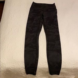Lululemon Wunder Under - Incognito camo grey
